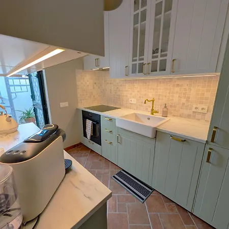 Dom wakacyjny 2br House With Rooftop Terrace, 8 Min Walk To Center Torremolinos